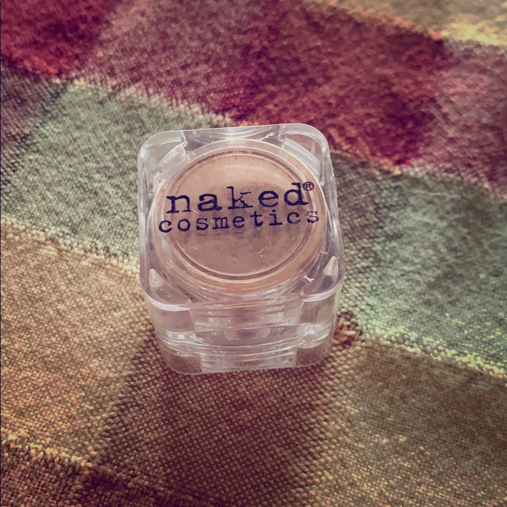Naked cosmetics eye shadow